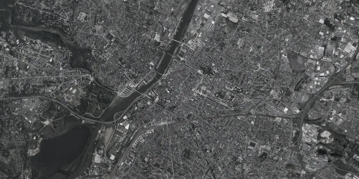 Vue aérienne d’Angers : château, Maine et centre-ville